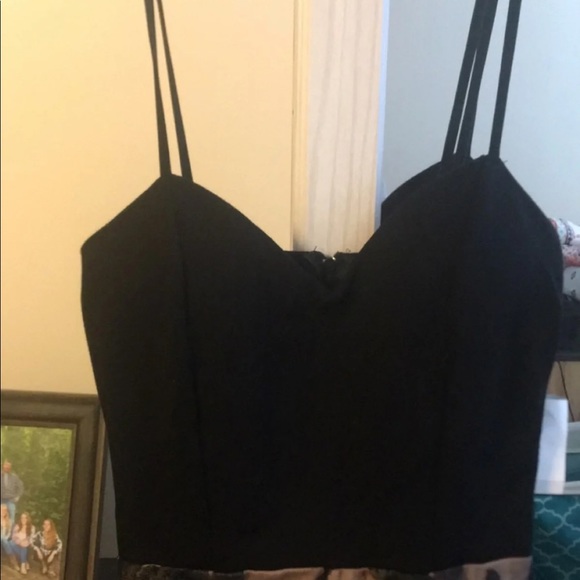 Romper - Picture 2 of 8